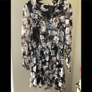 Intermix dress size M